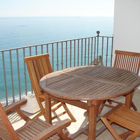 Carabeo 70 Menyber Apartment Nerja Exterior foto